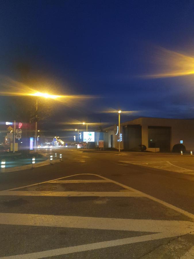 Studio Meuble Au Rdc , Proche Lac Aix-les-Bains Eksteriør billede